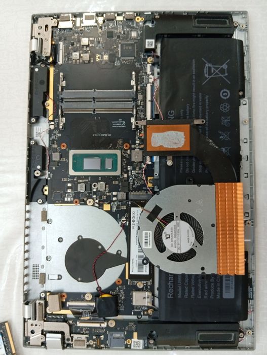 Ноутбук на запчасти