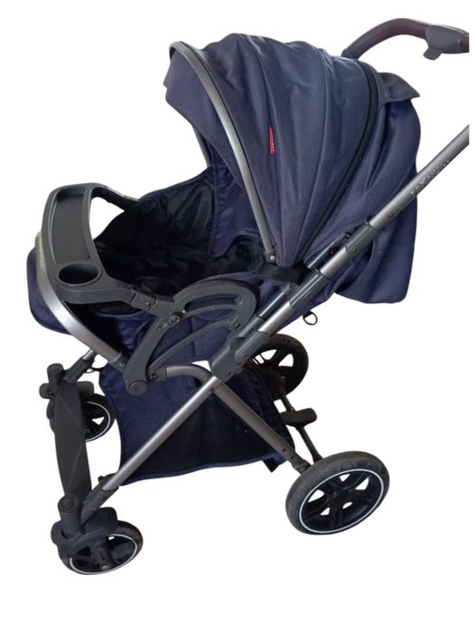 Детская коляска.