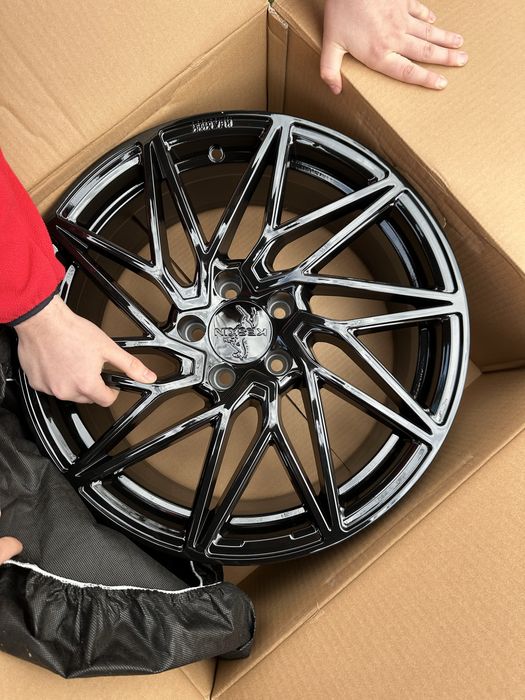 Jante  Keskin KT20 8x18 5x112 et30 + cauciucuri de vara