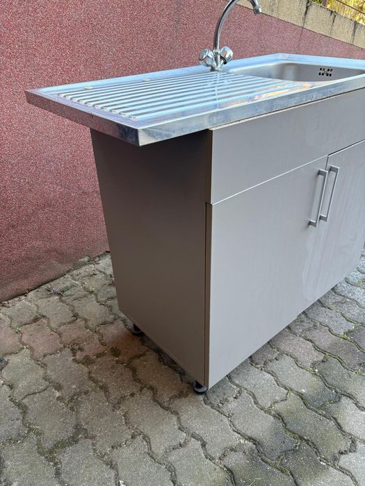 Vând chiuveta de bucătărie