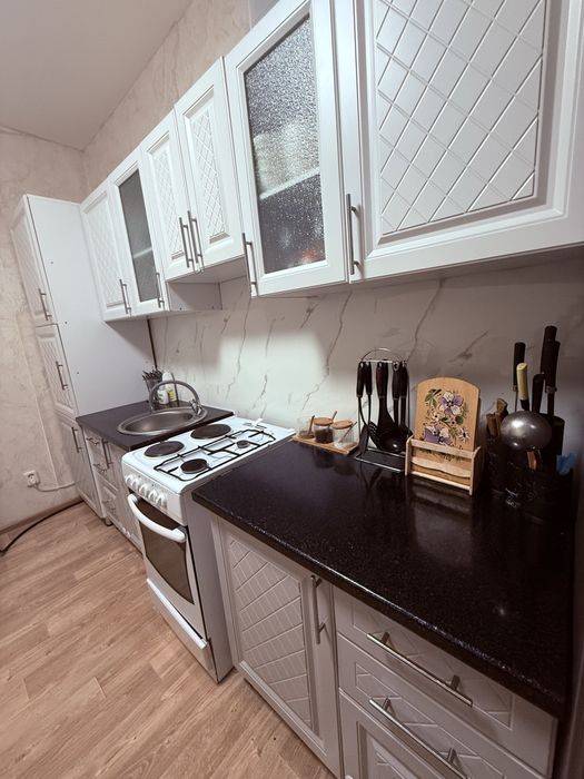 Продам кухоныый гарнитур