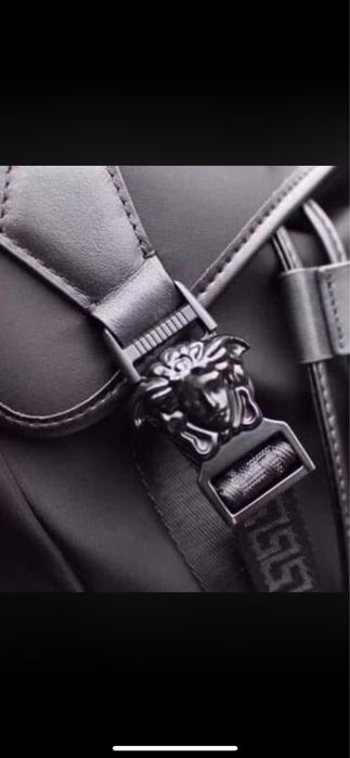 Rucsac versace  folosit odata