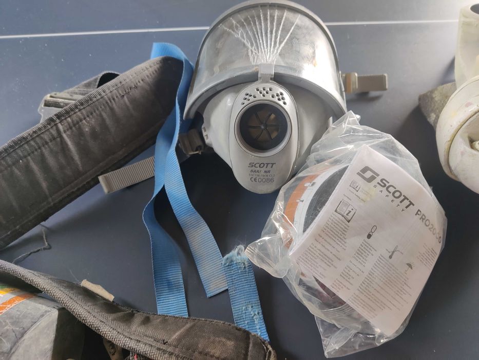 Masca cu pompa de aer profesional Scott