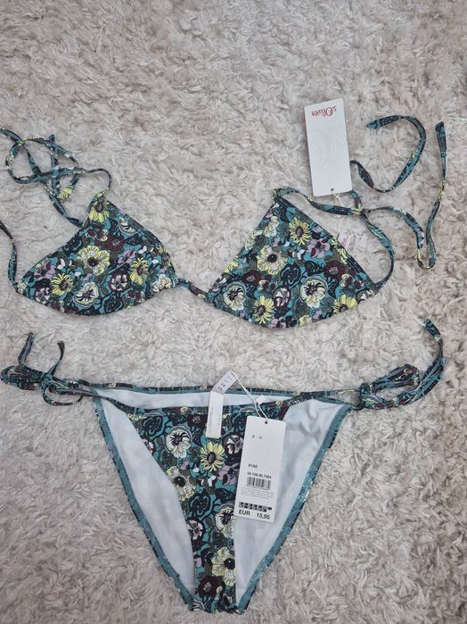 Costum baie dama S.Oliver 2 piese -5 lei transportul