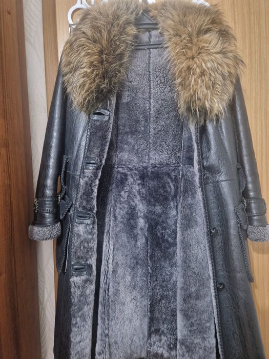 Продам дубленку женскую