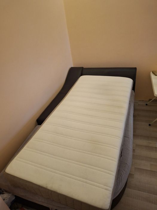 Матрак от Икеа,200/90