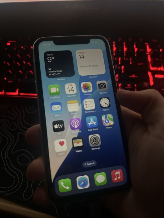 iPhone 11 128gb white