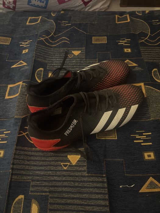 ghete de fotbal adidas 45 1/3