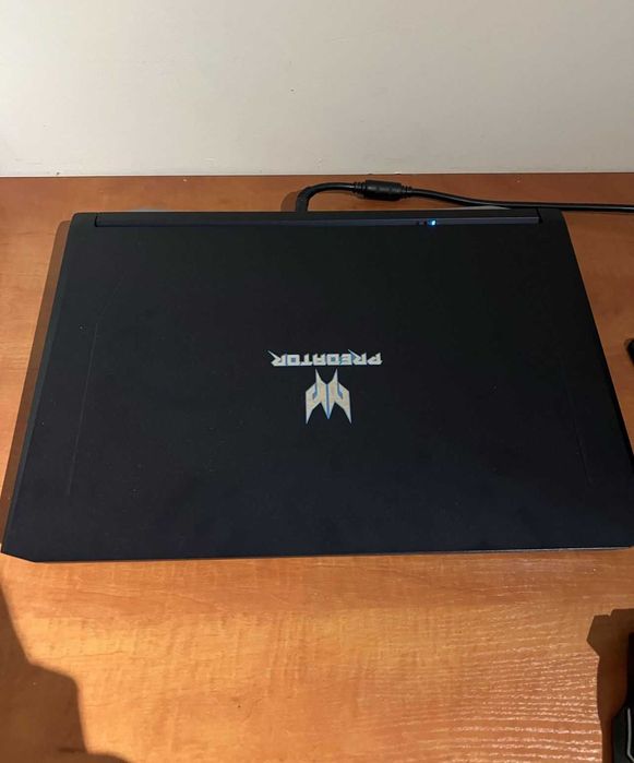 Acer Predator Helios 500 (в родной коробке)