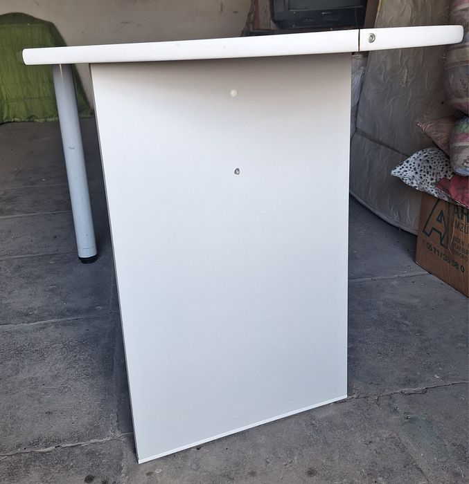 Продам хороший стол!