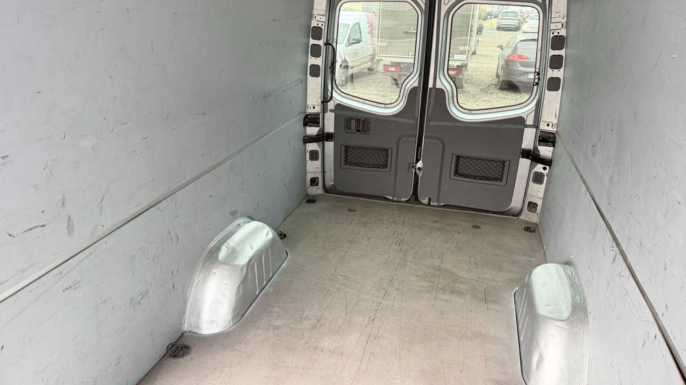 Mercedes Sprinter 318