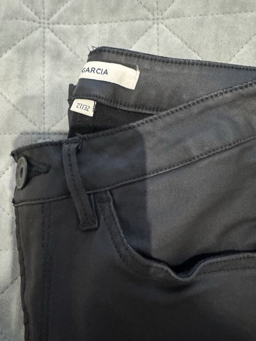 Панталон на марката Garcia