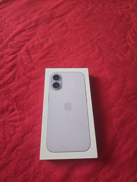 Vand/Schimb iphone 17/ 256 gb Nou
