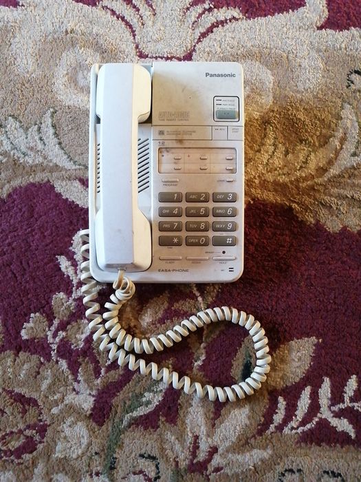Продам 2 телефона  Панасоник,