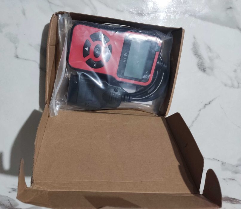 Диагностический сканер OBD2