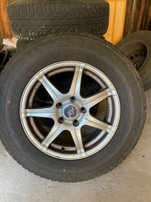 Vând jante aliaj 215/70R16