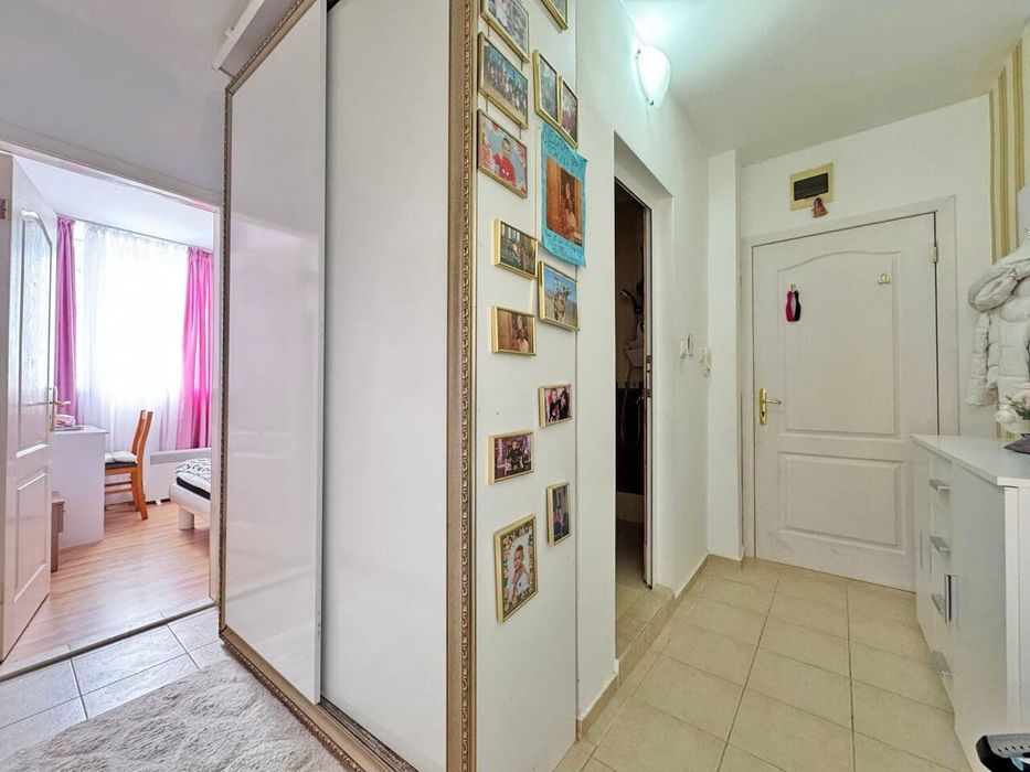 Продава се Двустаен апартамент в к.к. Слънчев бряг - 60 кв.м за 1100 €/кв.м - Снимка #6