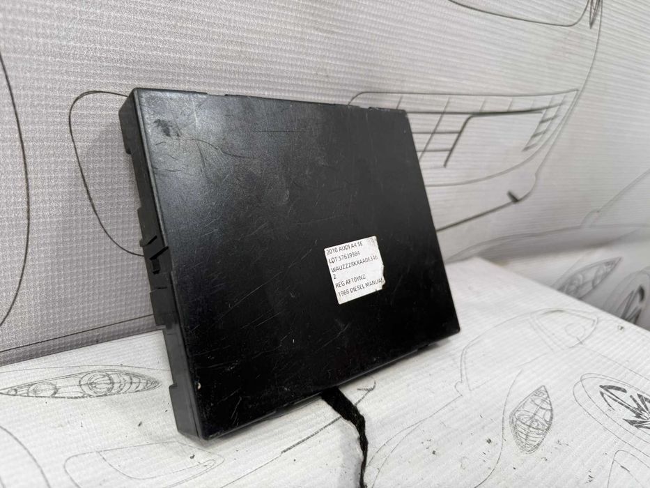 Modul confort BCM2 Audi A4 S4 B8 8K COD: 8K0907064DC 2010 / [2008-2015] / (5B2)