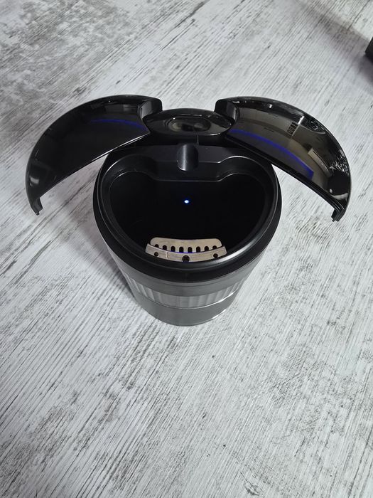 Смарт пепелник със сензор