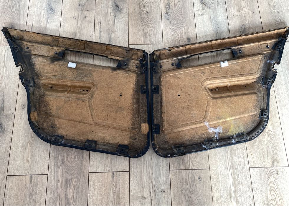 Дверные карты BMW E34