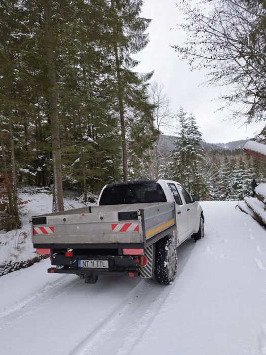 Nissan navara d40 4x4