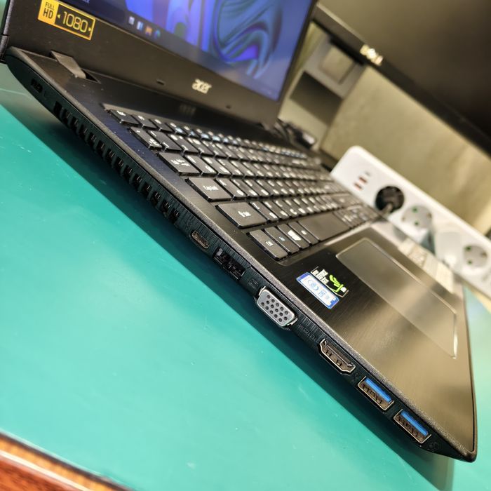 Ноутбук Acer E5 i3 GTX