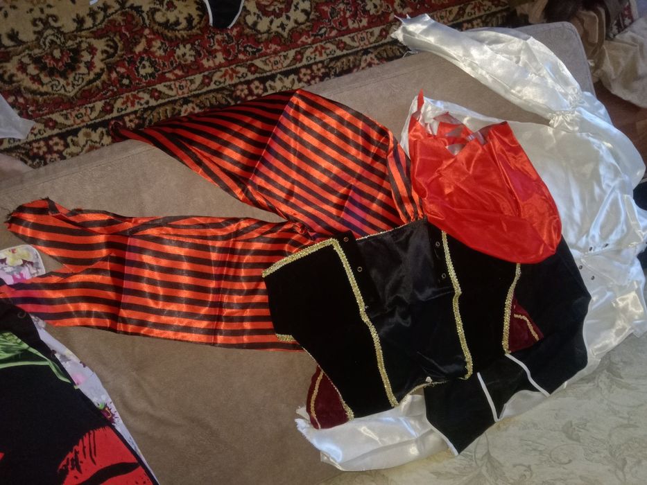 Новогодние костюмы