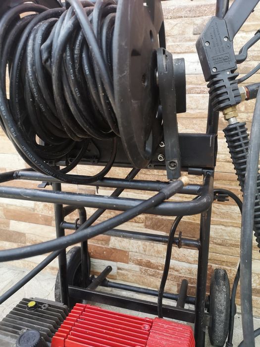 Машина за Отпушване на Канали 220V 150bar Бутална Помпа Керамика