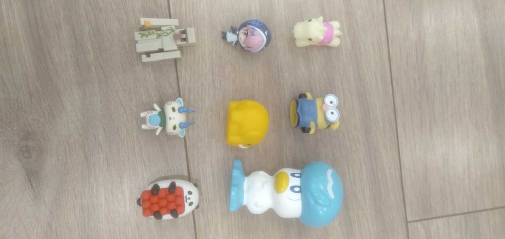 Разные фигурки аниме