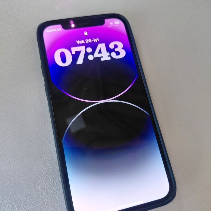 Iphone 12 Ideal holatda