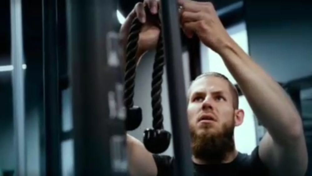 Твой персональный тренер на пути к здоровому и спортивному телу!