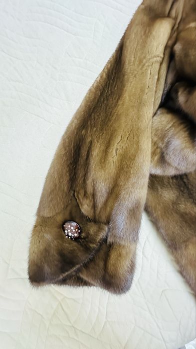 Продается Норковая шуба