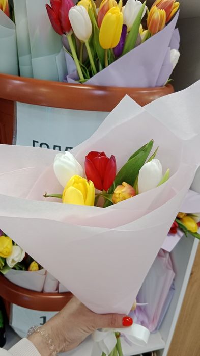 Тюльпаны оптом Астана