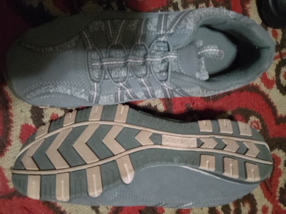 Дамски обувки,маратонки,боти,ботуши