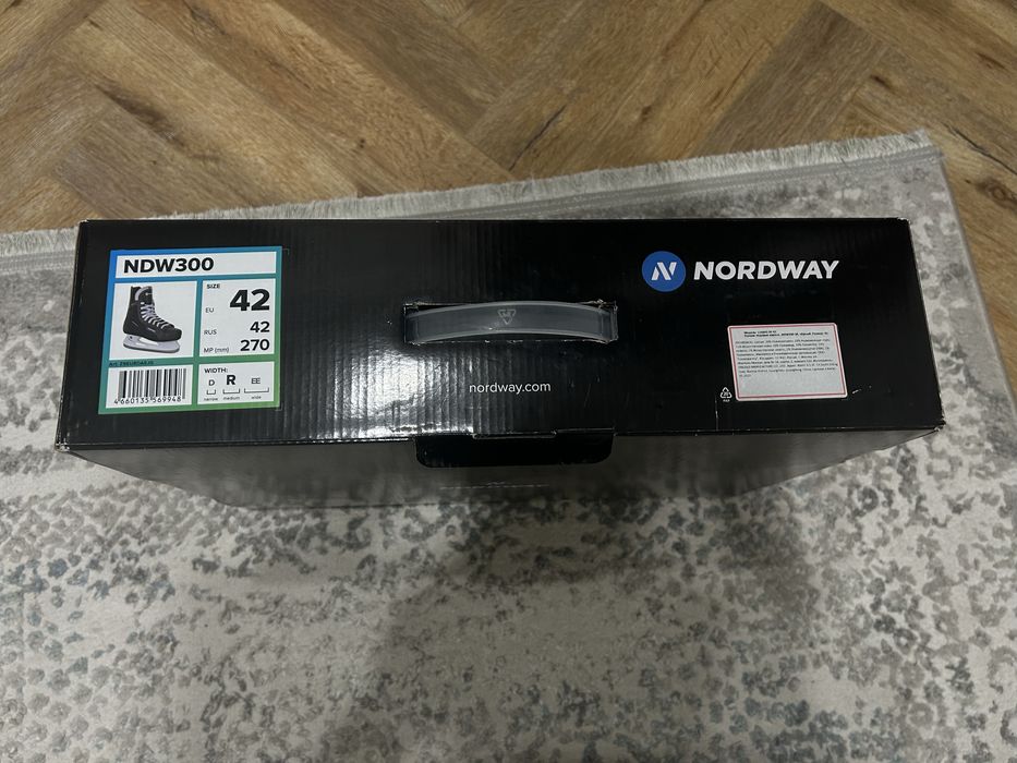 Мужские хоккейные коньки NORDWAY 300
