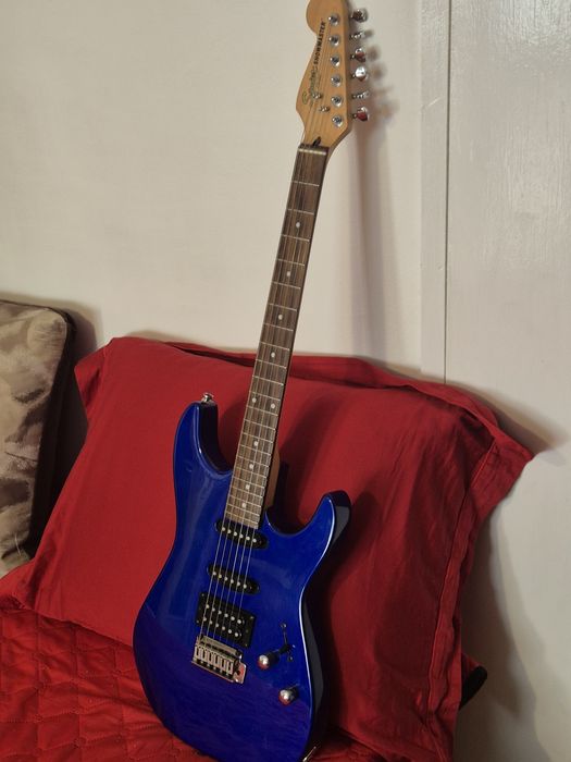 Електрическа китара Squier Showmaster