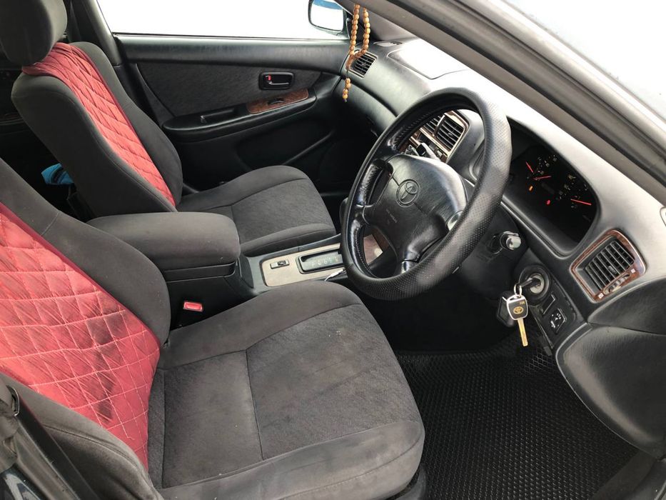 Toyota Windom 20
