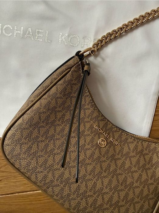 Нова чанта MICHAEL KORS Chain Pouchette