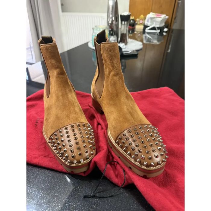 Ghete Louboutin 42 brown maro