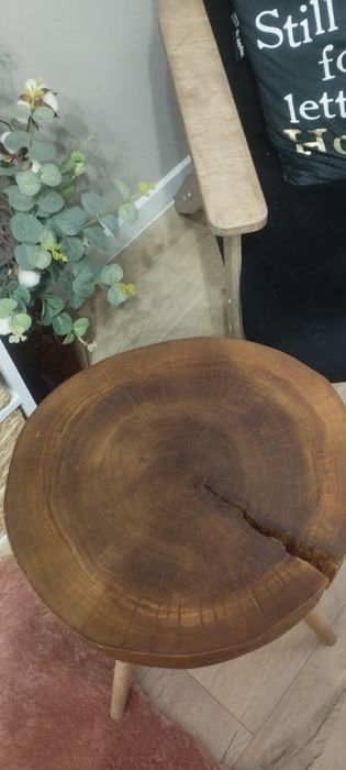 Продам журнальный столик из спила ( слэба)