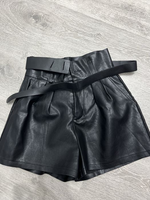 Продам шорты кожаные
