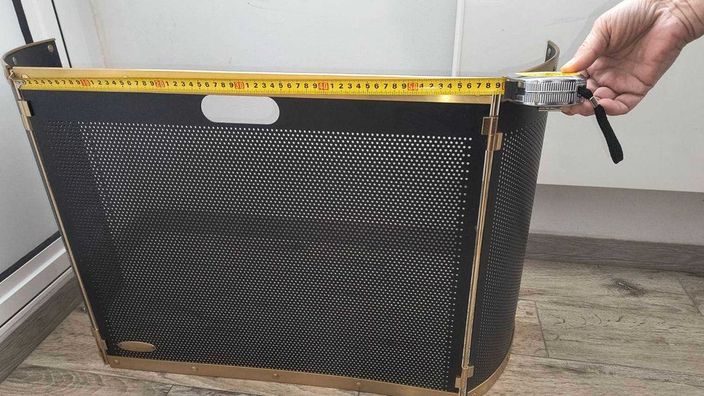 Параван за камина