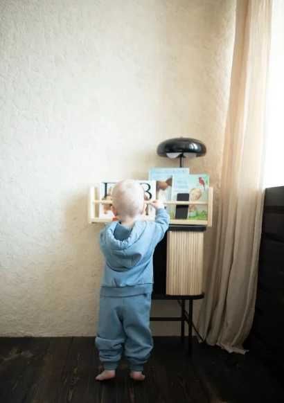 Полка книжная настенная