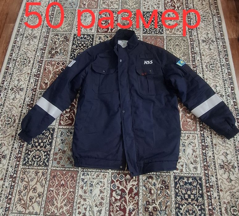 Продам 2 комбинезона и куртку