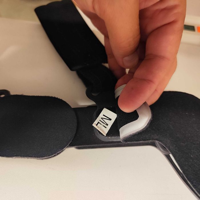 Orteza genunchi stang Rebound Ossur Marime M-L