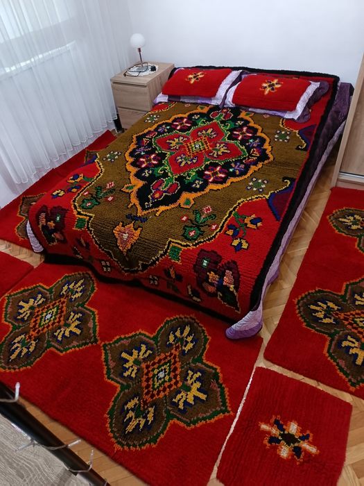 Продавам Китеници