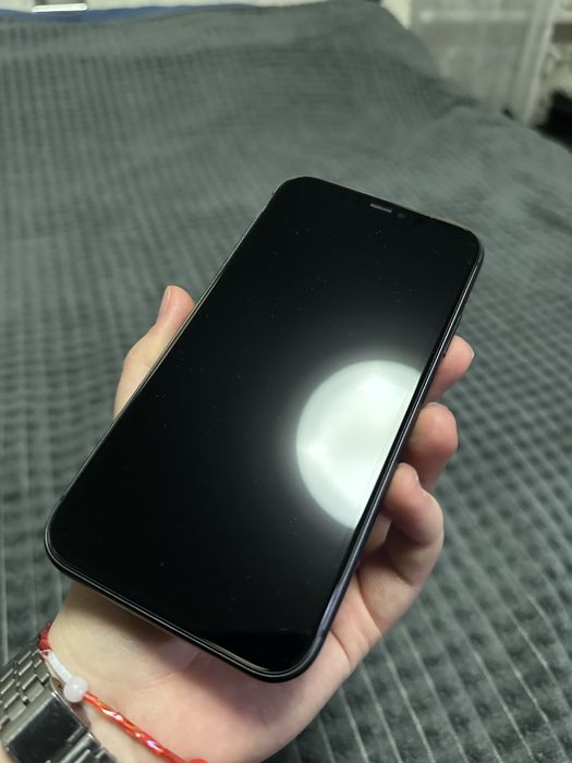 11 iPhone черный 64ГБ