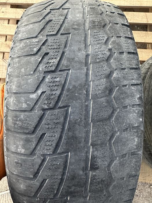 Шины  215/55R17 (2шт)