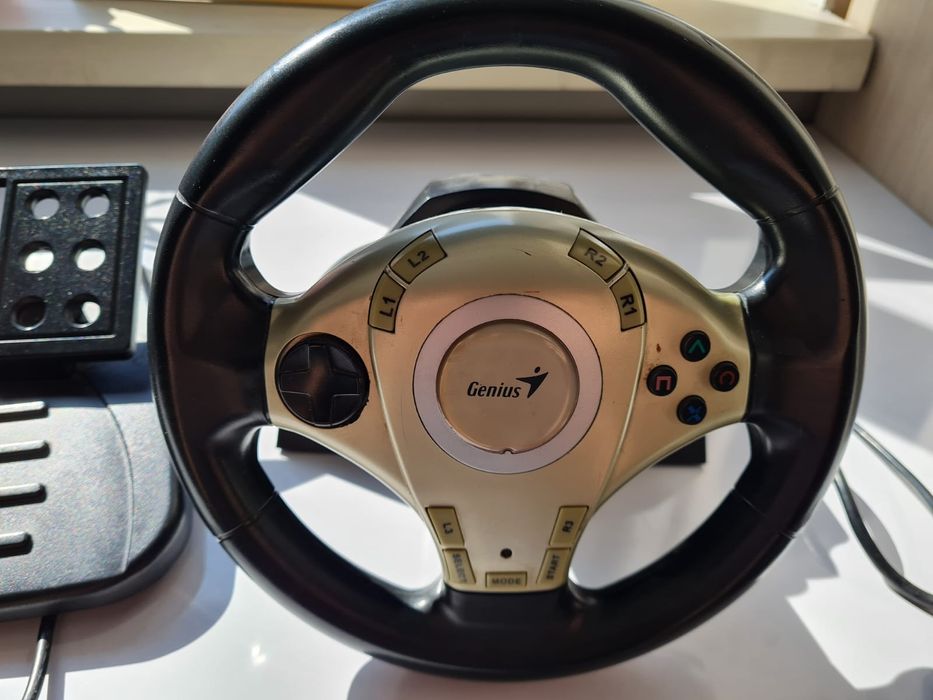 Руль + педаль для компьютерных игр