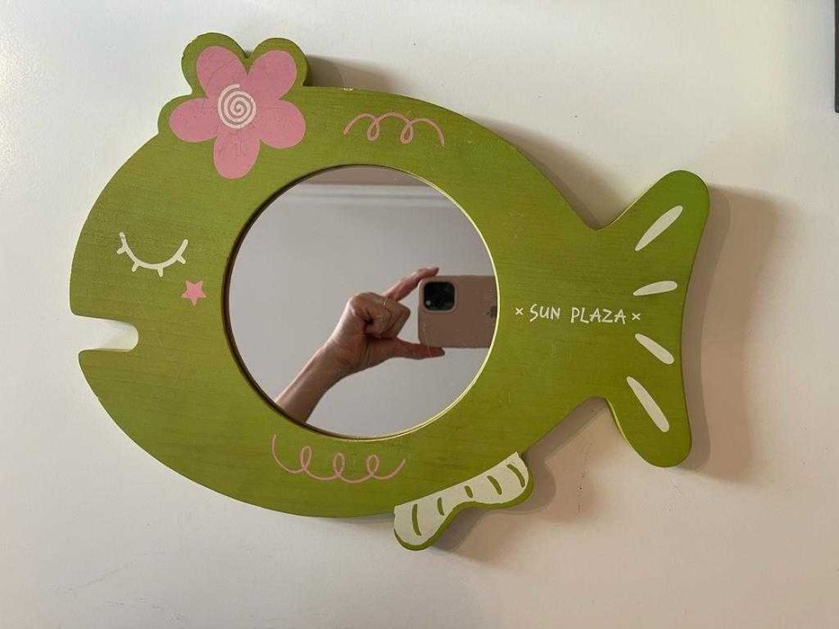 Зеркало в детскую